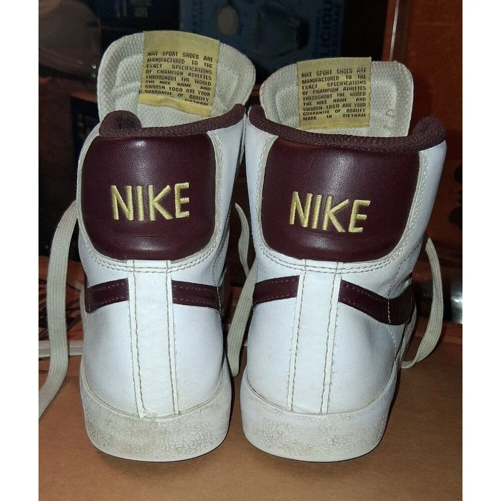 Youth Size 5Y Nike Blazer Mid '77 in White/Maroon